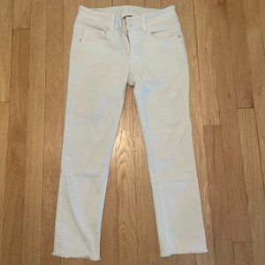 American Eagle Super Stretch White Skinner Jeans